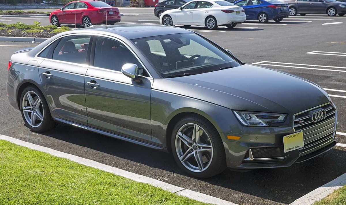 Audi S4