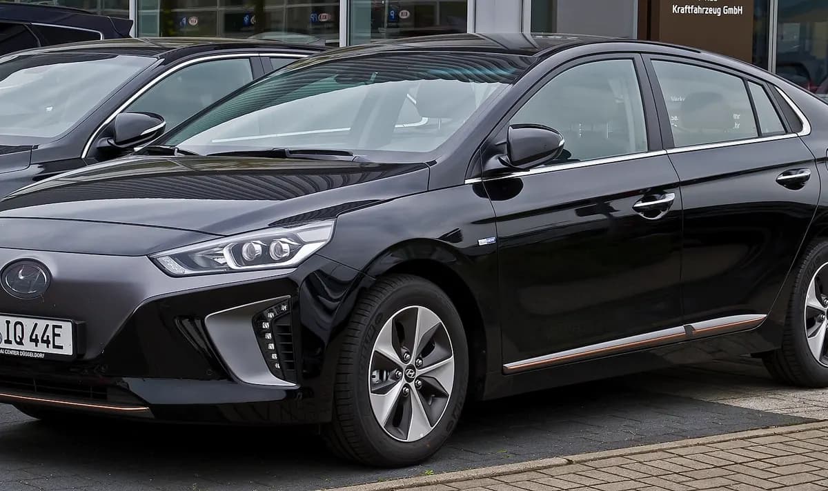 Hyundai IONIQ