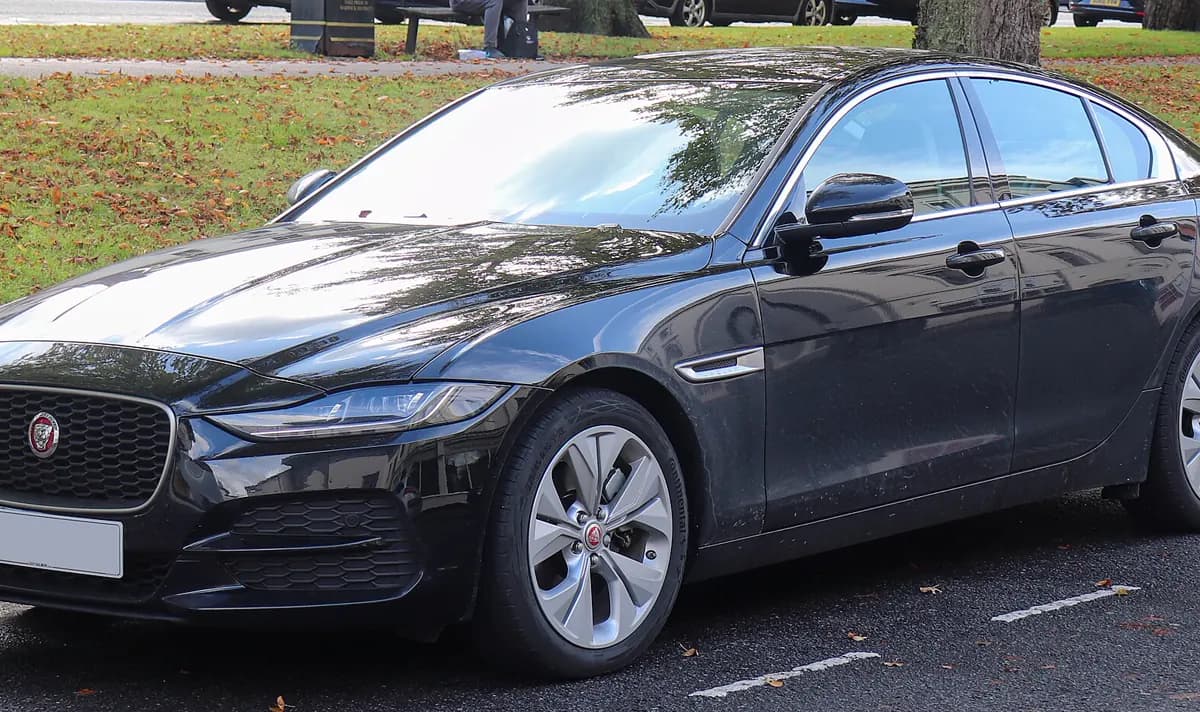 Jaguar XE