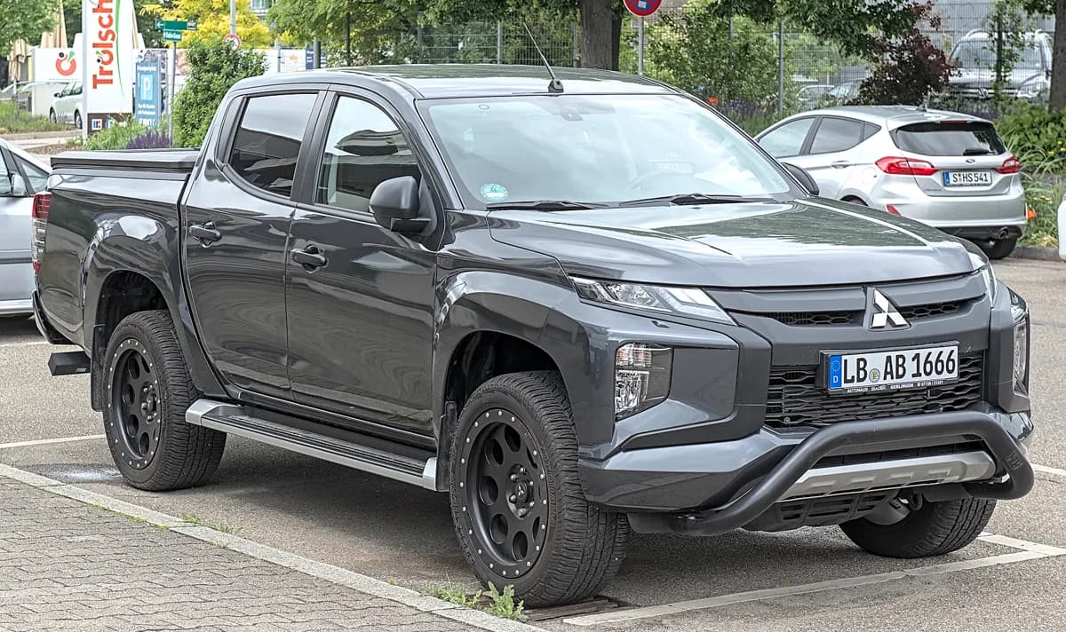 Mitsubishi L200