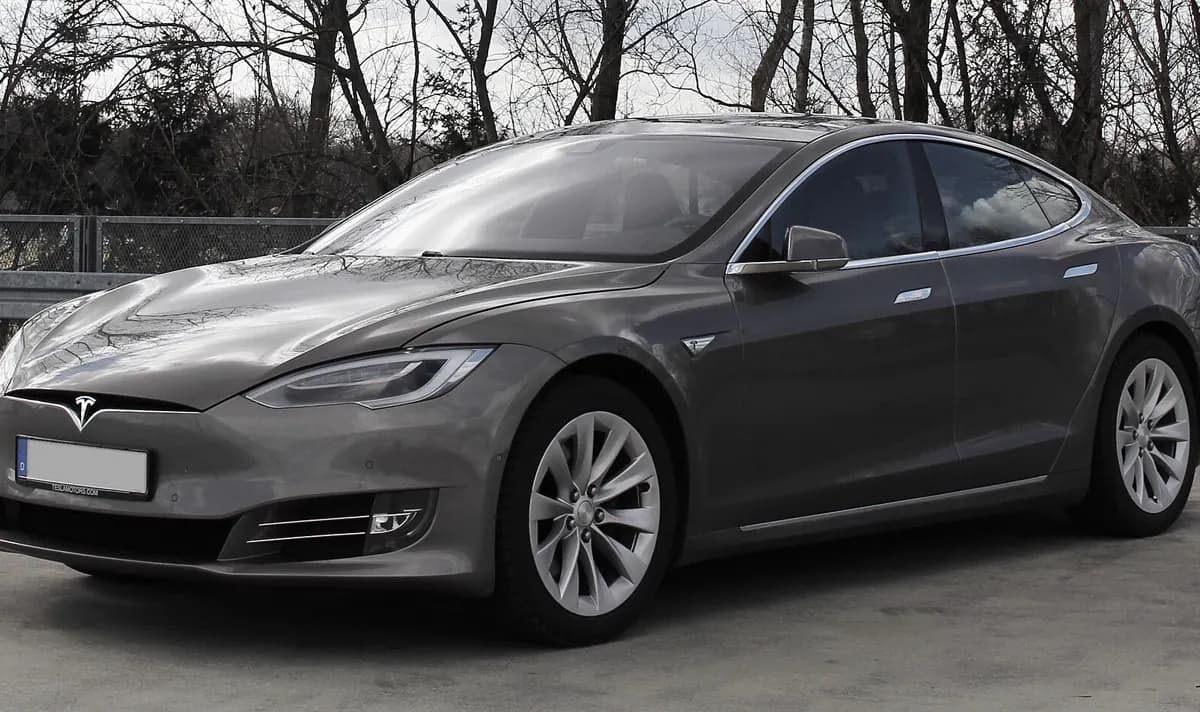 Tesla Model S