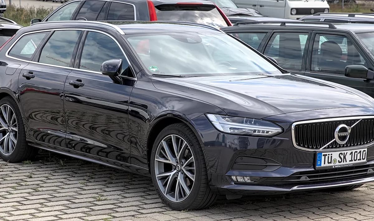Volvo V90